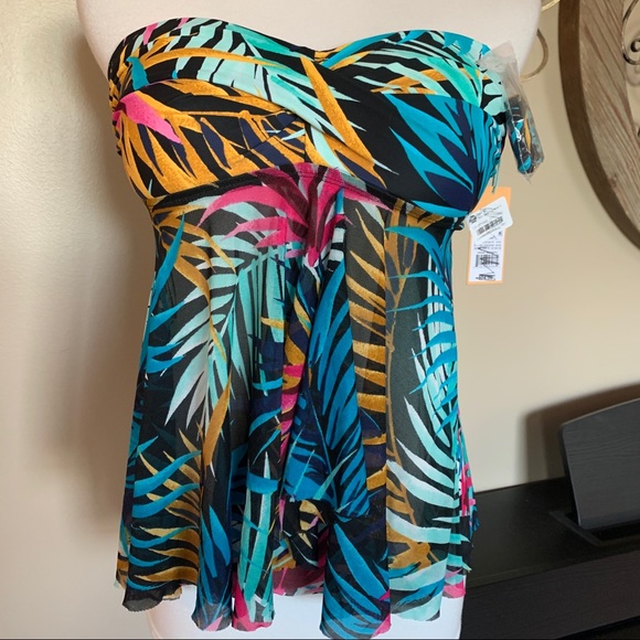 Kona Sol Other - NWT KONA SOL Size Small Halter Tropical Tankini Swimsuit Top